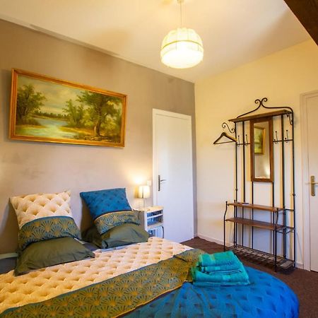 Maison Croix Du Sud. Chambre Fruits De La Passion Saint-Amand-de-Vergt Kültér fotó